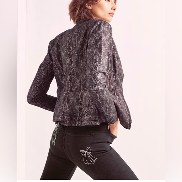 White House Black Market Snake Print Jacket - Picture 4 of 9